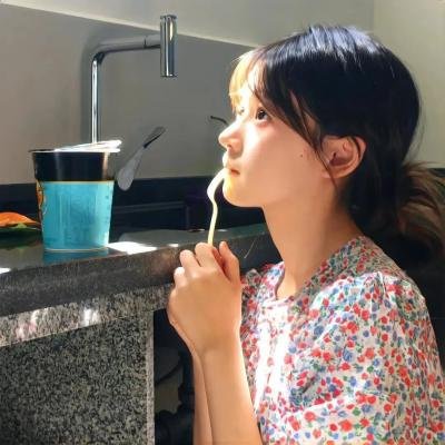 红气球